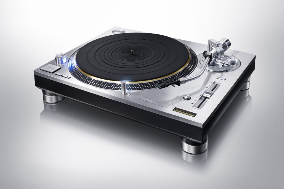 Technics' limited-edition 50th anniversary turntable comes in