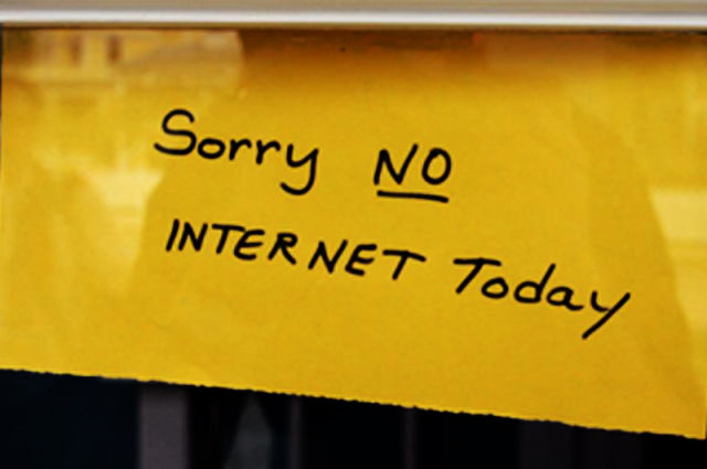 US fails its annual broadband deployment test at FCC