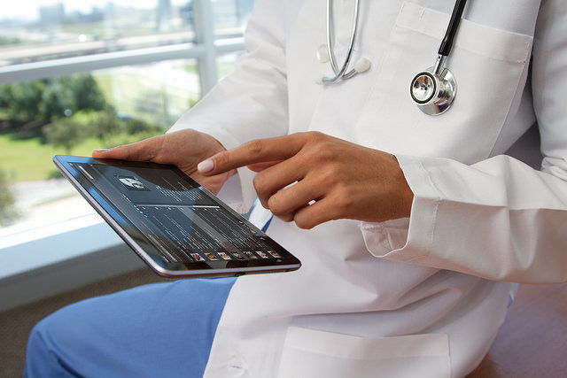 When it comes to chats about surgery, iPads > doctors, patients say
