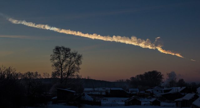 2013_Chelyabinsk_meteor_trace-640x346.jp