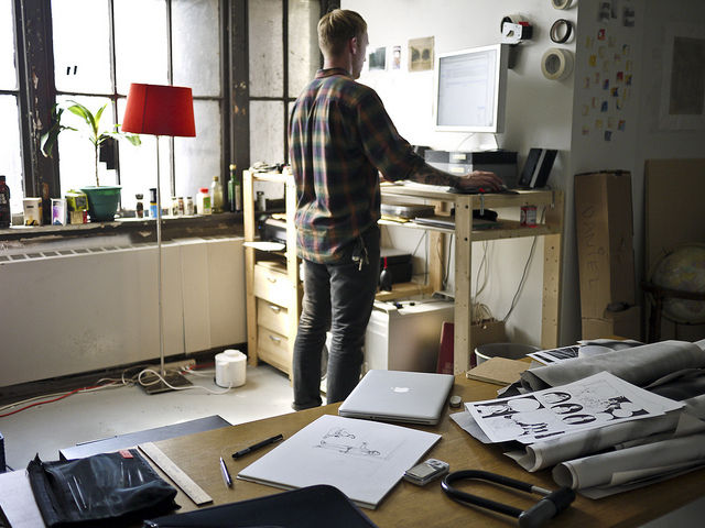 Standing Can Also Be Bad For You Says Scientist Studying Desk Set