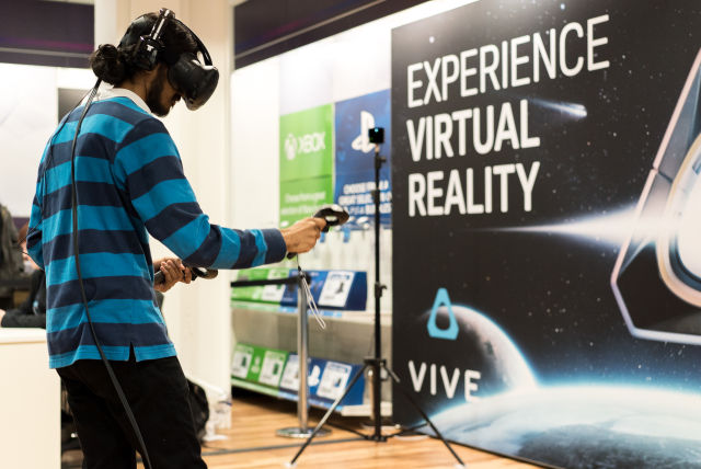 The HTC Vive experience at Currys PC World is fine - once you know where to find it