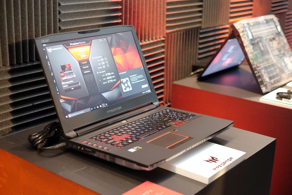 Acer Predator 17X with desktop-class GTX 980 graphics card is a beast