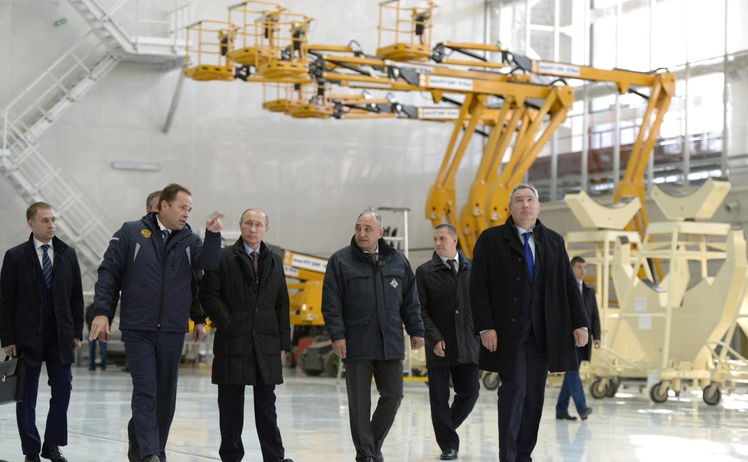 Putin Riding Rocket Russia’s trampoline guy is now mocking US rocket engine makers - Ars ...