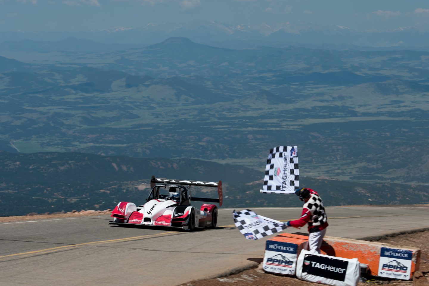 Electric Vehicles at the Pikes Peak International Hill Climb: Race ...