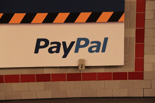 PayPal will share data, plug Visa in exchange for wider terminal acceptance