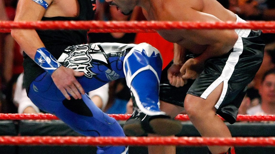 53-wrestlers-file-class-action-civil-suit-against-wwe-over-concussions