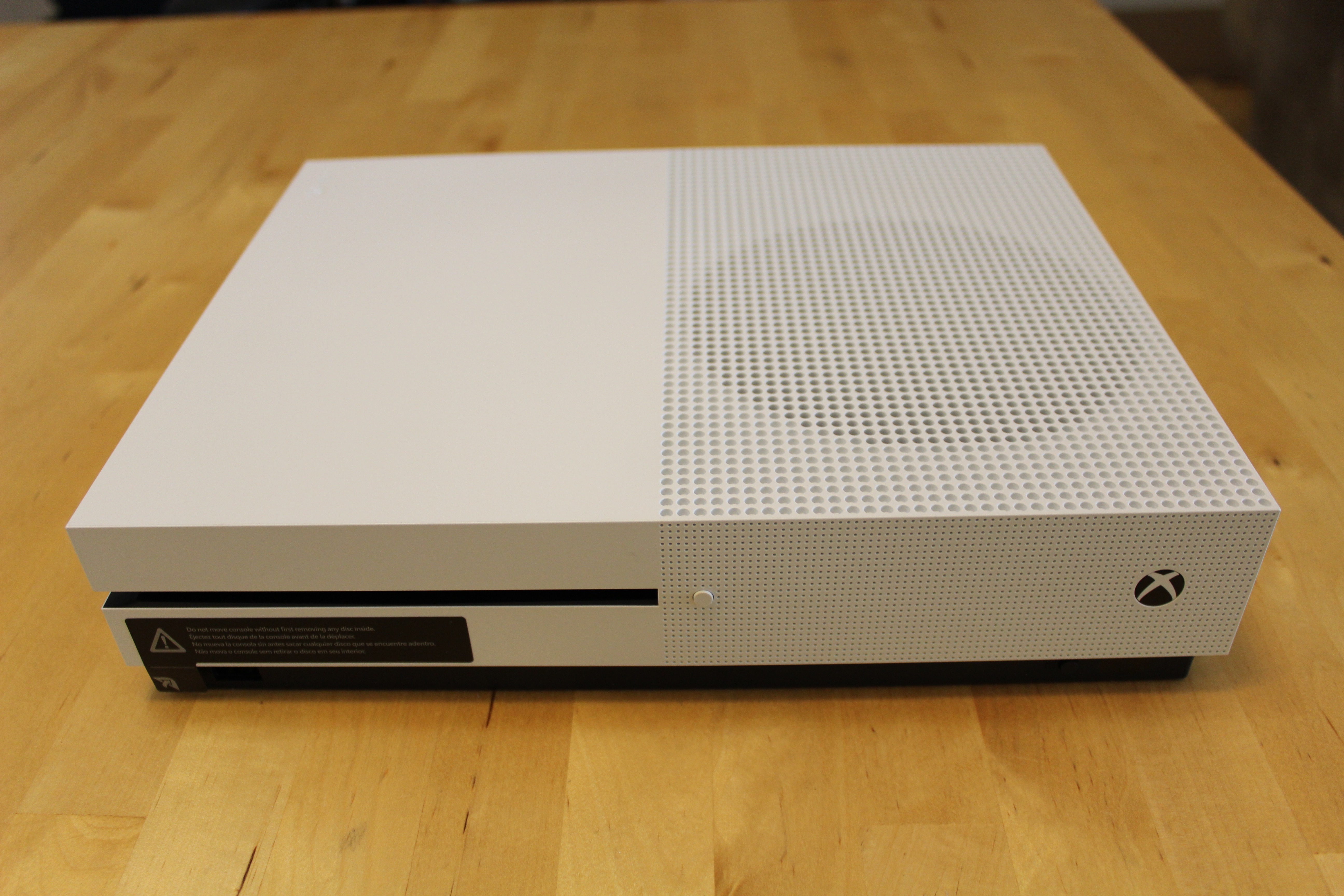 Xbox One S: The smaller, handsomer, 4K-ier system we've been
