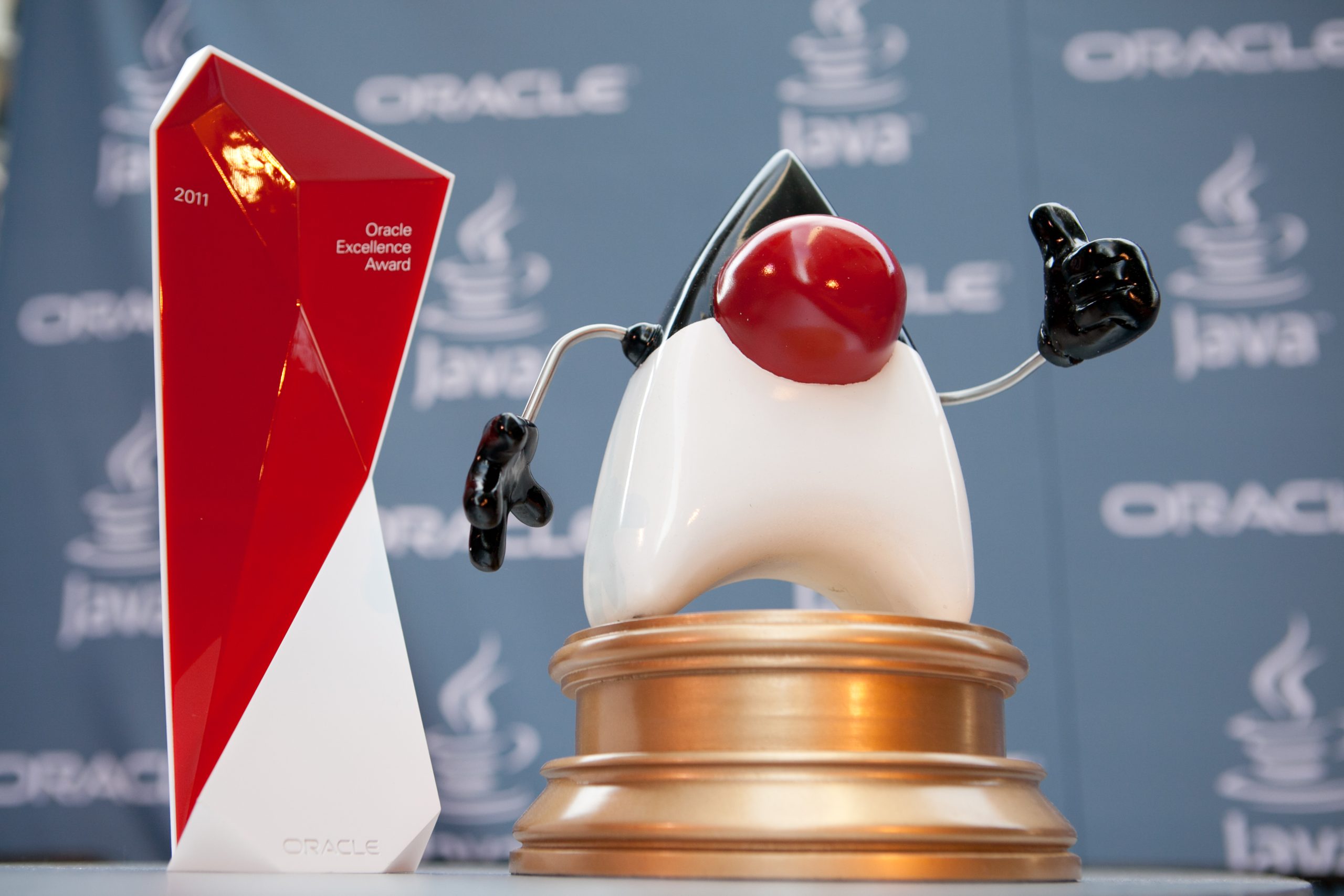 Not dead yet: Oracle promises big plans for Java EE - Ars Technica