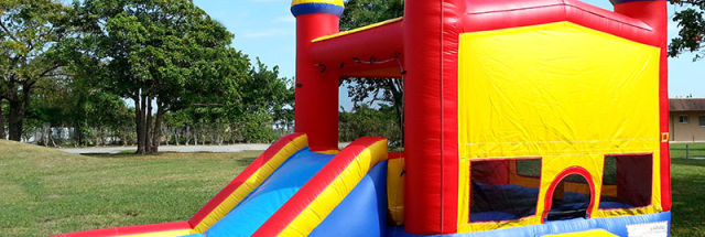 thunder bubble bounce house