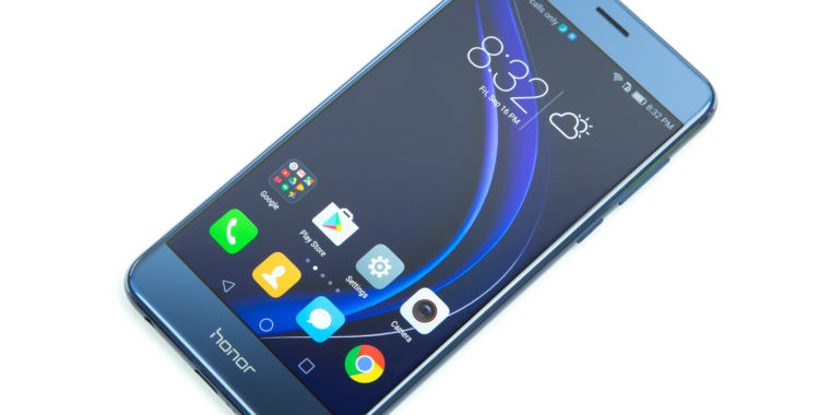 Macadam ochtendgloren rommel Huawei Honor 8 review—Huawei's software sucks all joy out of this $400  device | Ars Technica