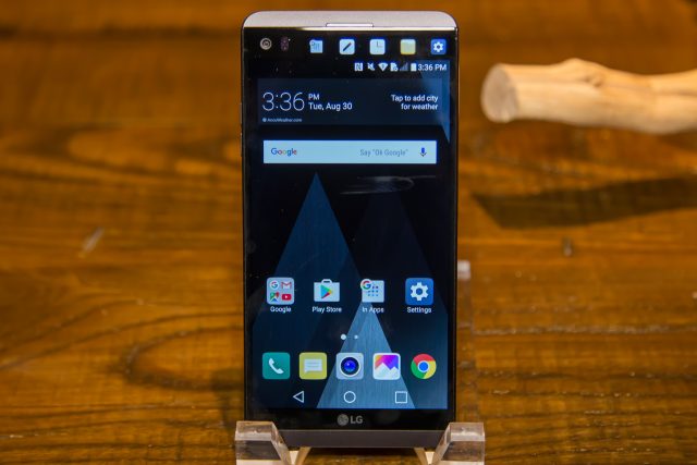 The LG V20 rights the wrongs of the LG 