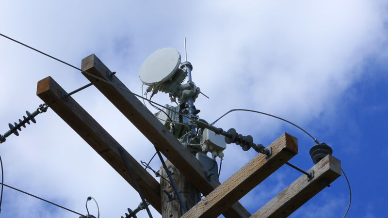 An antenna used by AT&T's Project AirGig.