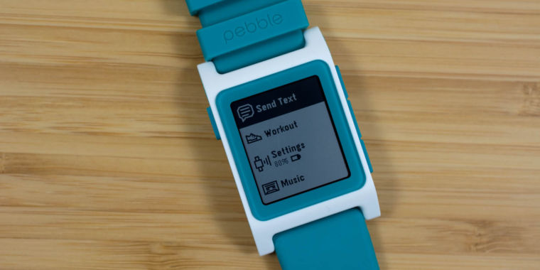 Pebble, the OG smartwatch that may never die, updated to work with Pixel 7 thumbnail