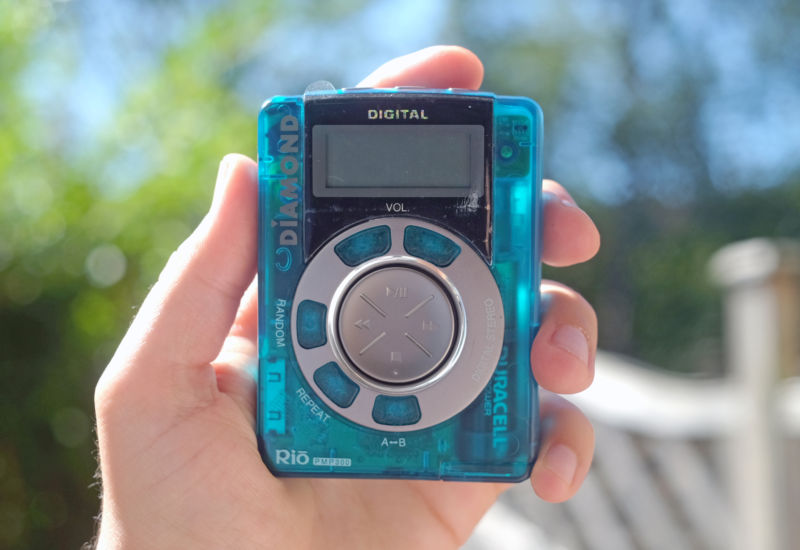 The Diamond Rio PMP300: Can this classic 18-year-old MP3 player still cut it?