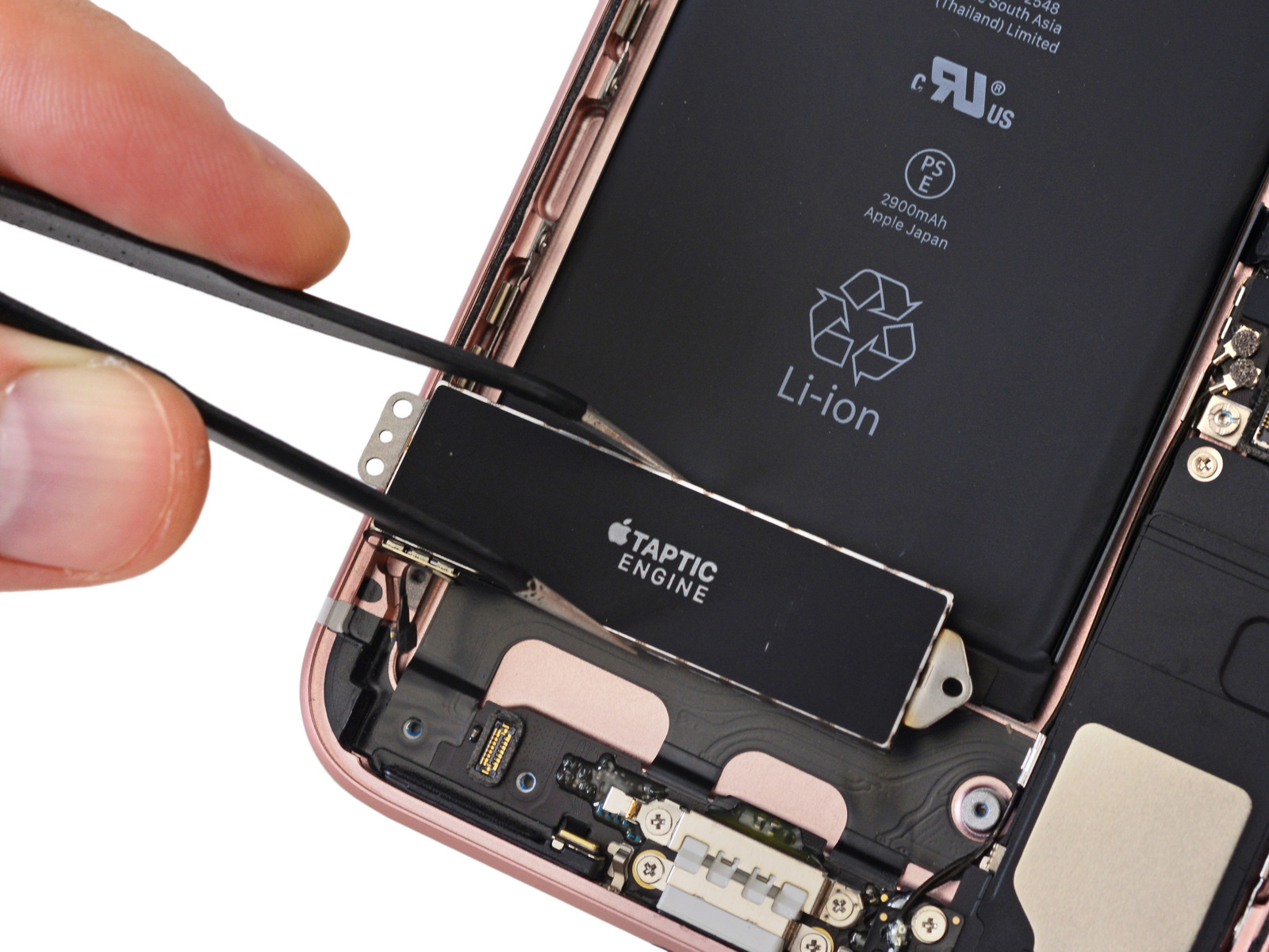 iPhone 7 teardowns: Big Taptic Engine, Intel modems, waterproofing