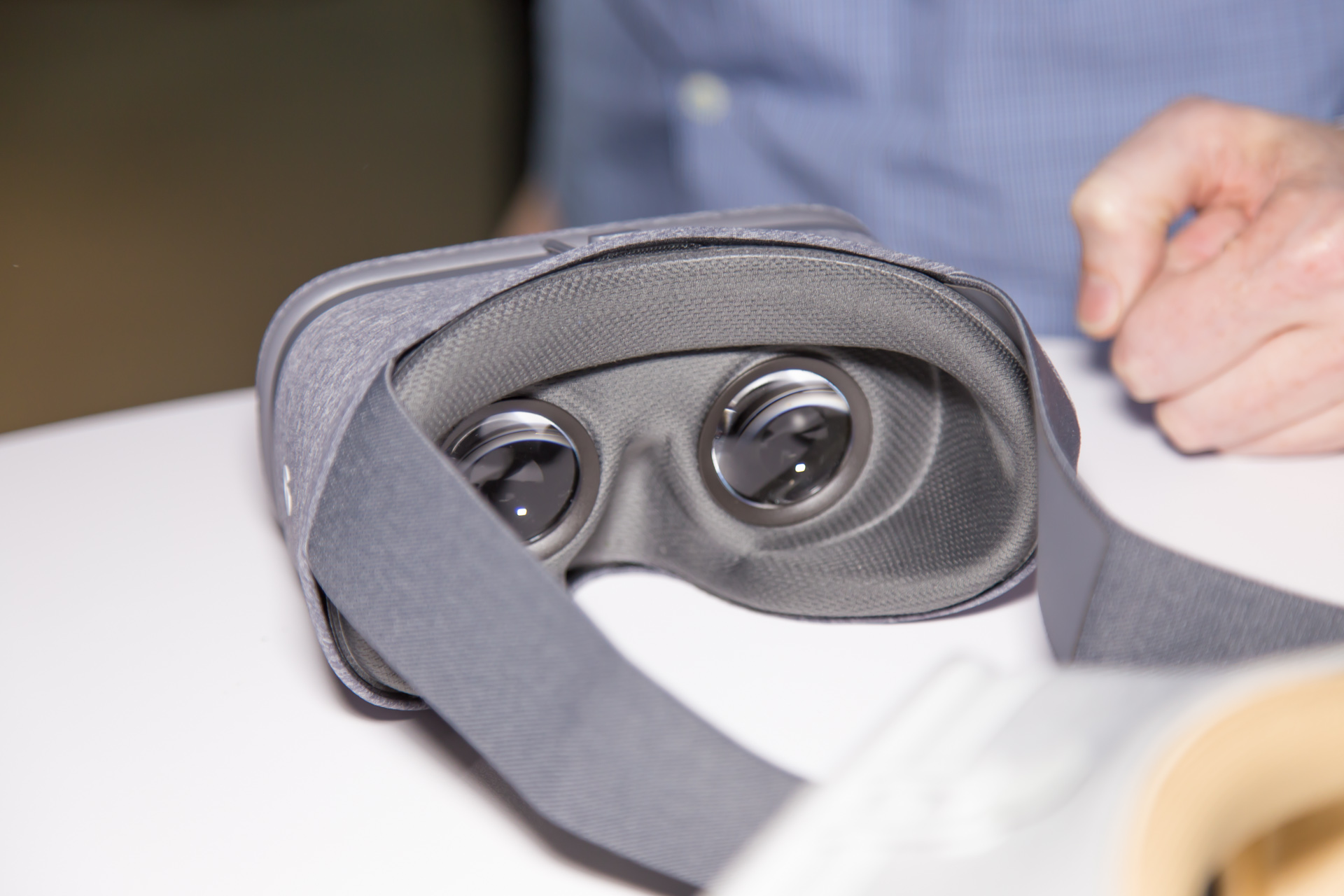 The latest Google shutdowns: Daydream VR, Google Clips - Ars Technica