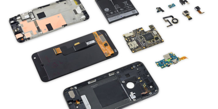 Google Pixel gets torn asunder by iFixit | Ars Technica