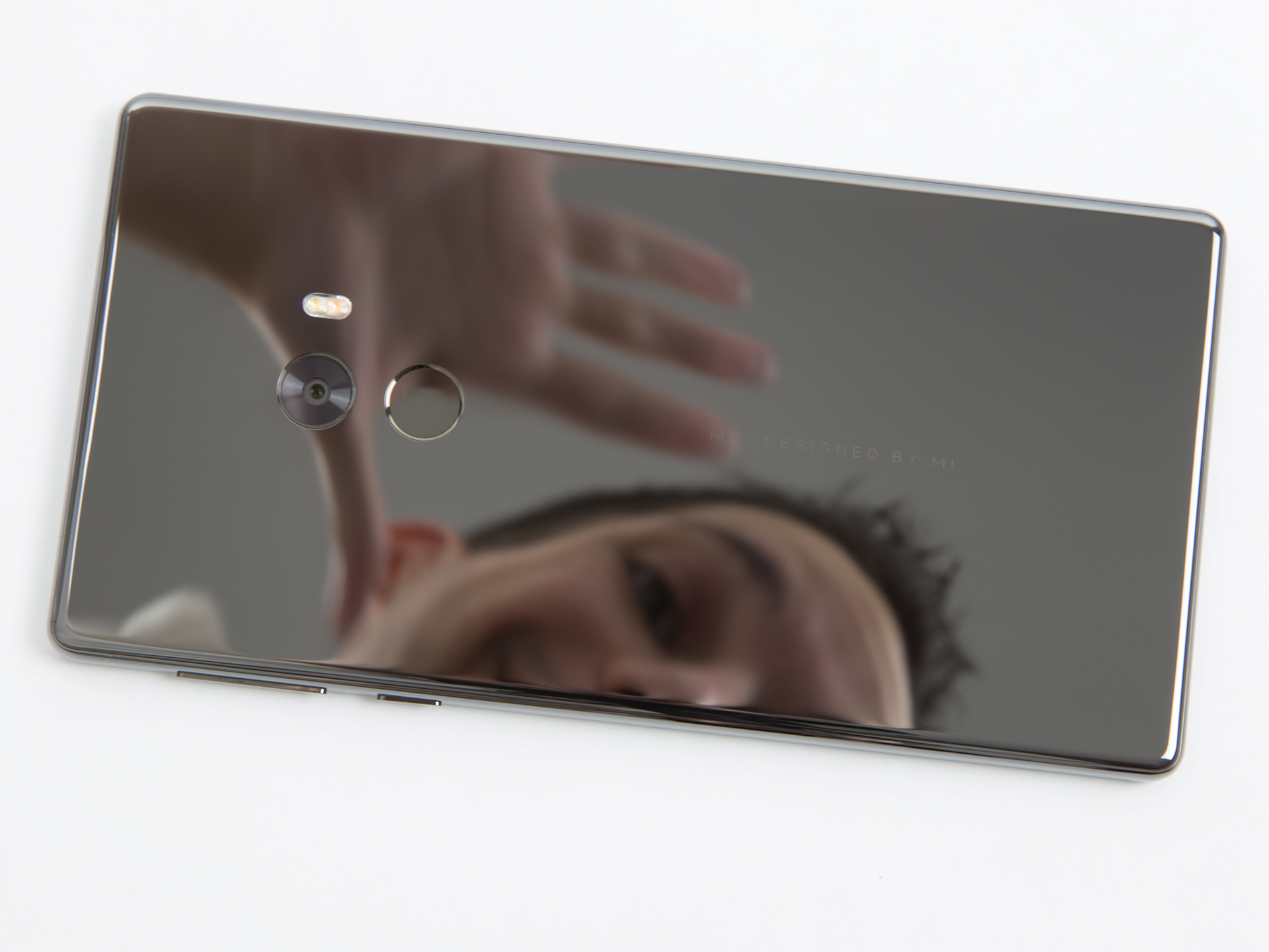 【美品】Xiaomi Mi MIX初代 上位版256GB 美品】Xiaomi Mi MIX初代 上位版256GB - メルカリ