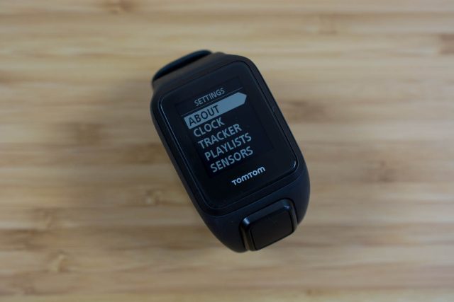 Tomtom spark 3 online review