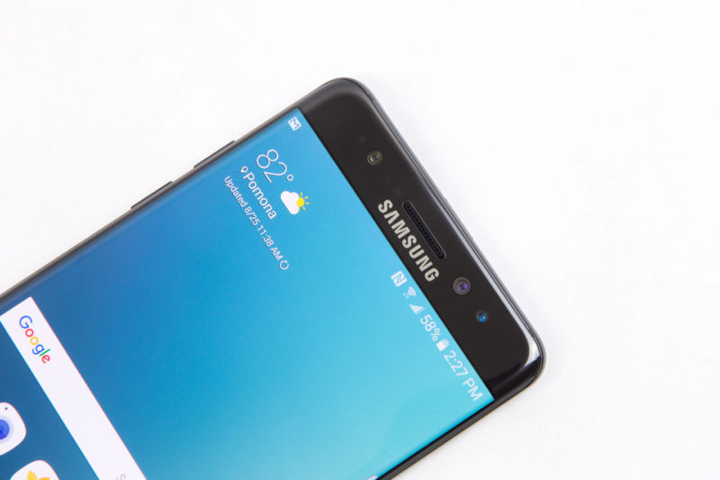 Samsung Galaxy S8 to feature all-screen, bezel-free design—report