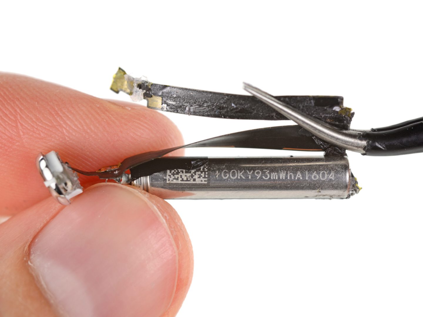 iFixit tears the AirPods apart, doesn’t like what it finds - Ars Technica