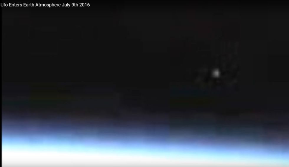 NASA cut away from this UFO in an attempt to prevent us from knowing what's out there. (Streetcap1/YouTube)