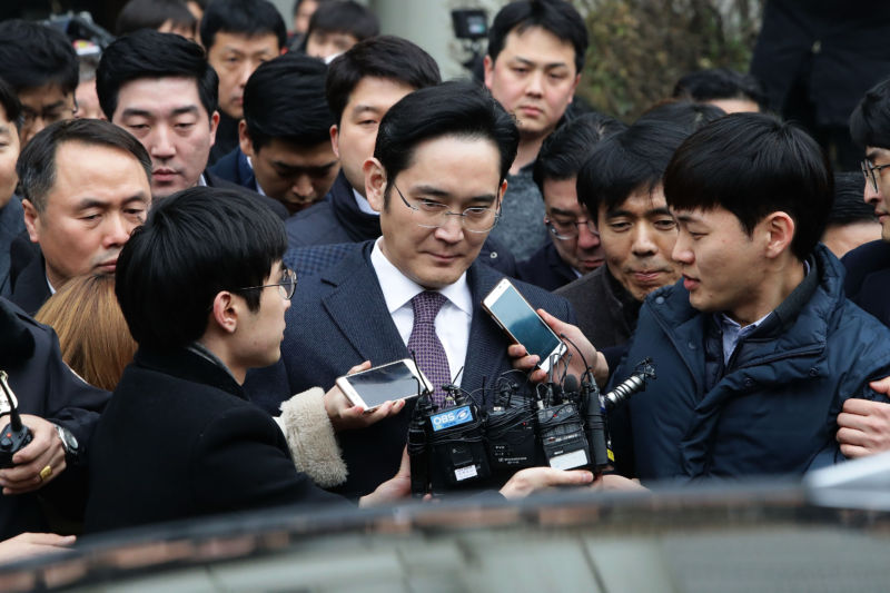 Samsung Chief Avoids Arrest In South Korean Corruption Scandal Ars Technica 7491