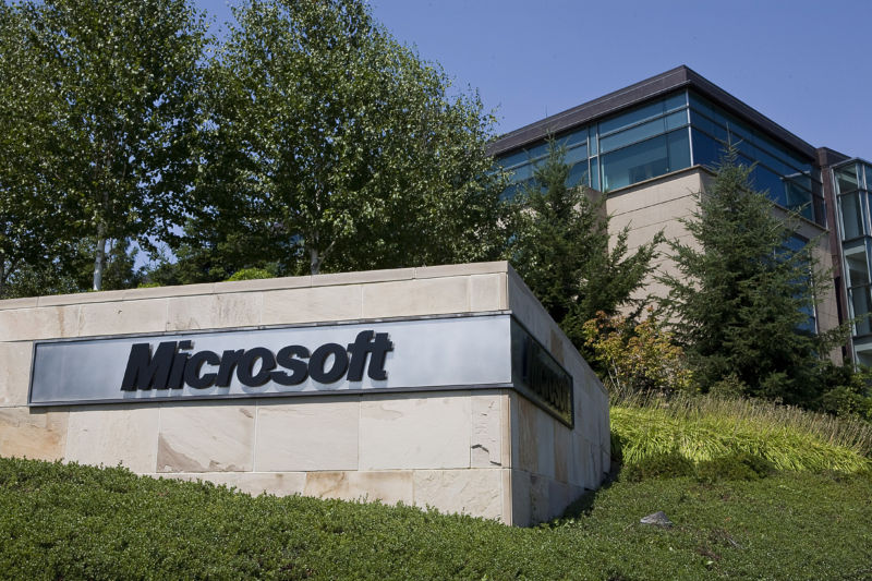 Two days after WCry worm, Microsoft decries exploit stockpiling by governments