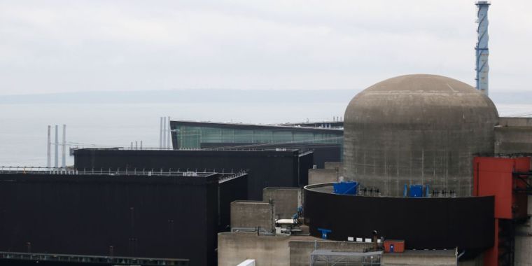 French nuclear plant fire comes amid industry turmoil | Ars Technica