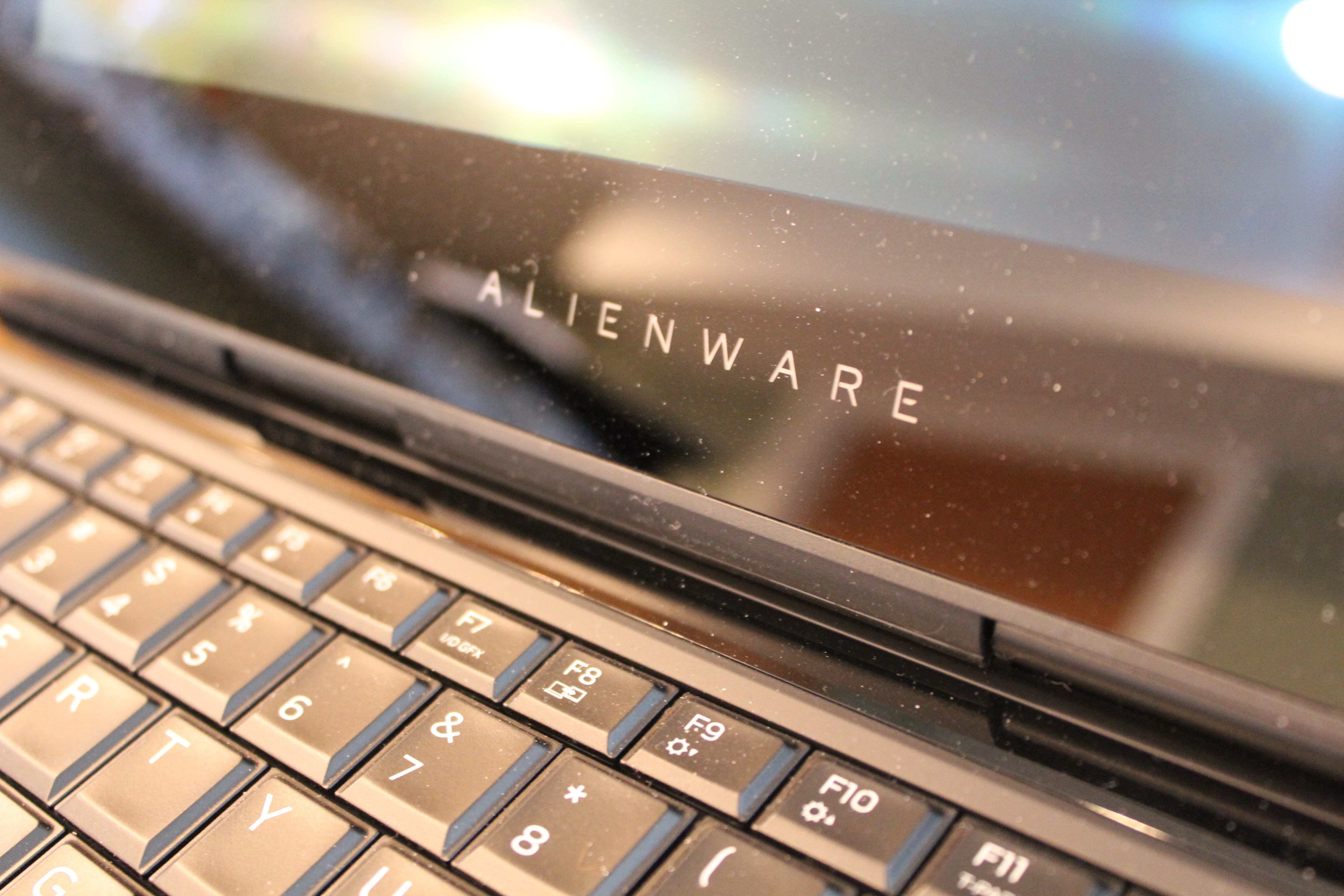 Alienware 13 R3 Powerful and pretty if you don t mind junk in