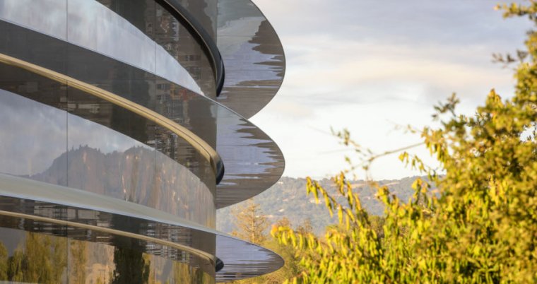 Gebouw in Apple Park, in het hoofdkantoor van het bedrijf in Cupertino, Californië.