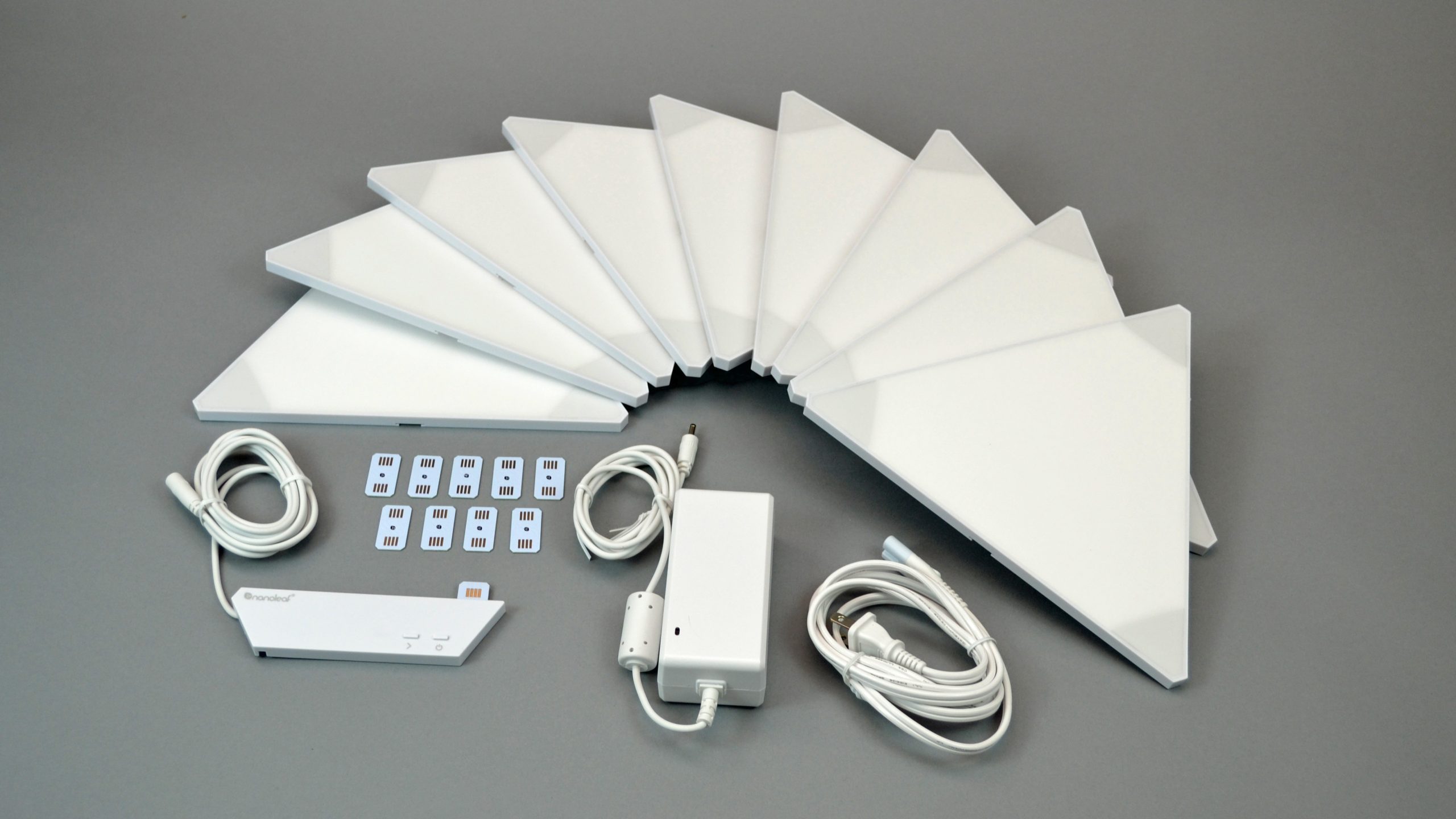 (新品) Nanoleaf AuroraSmarterKit light-1152x648.jpg