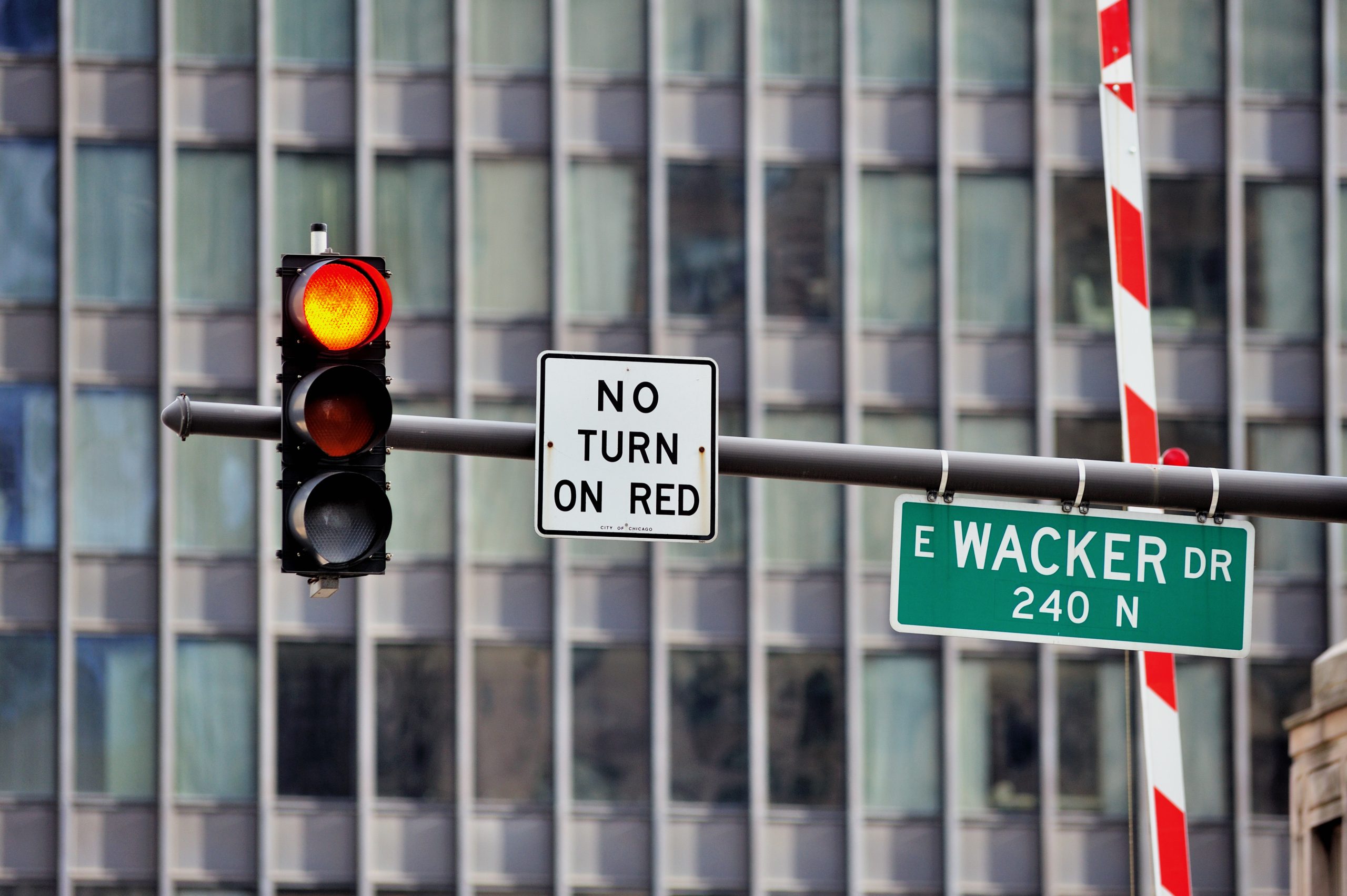 Redlight camera grace period goes from 0.1 to 0.3 seconds, Chicago to