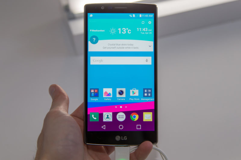 A functioning LG G4.