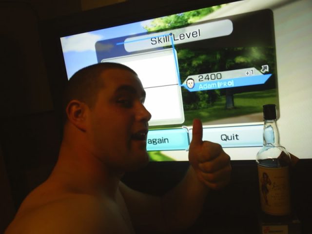 Unless there's some magical, unknown way to alter photos, this is definitive proof of a 2400 <em>Wii Sports</em> skill rating.