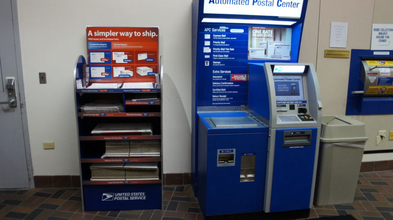Abdullah Almashwali and his co-defendant used a self-serve kiosk like this one to mail illegal drugs.