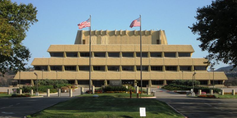 The Chet Holifield Federal Building in Laguna Niguel, California. Tens of thousands of visa applications were delivered to the building last week, which is home to one of several USCIS service centers. 