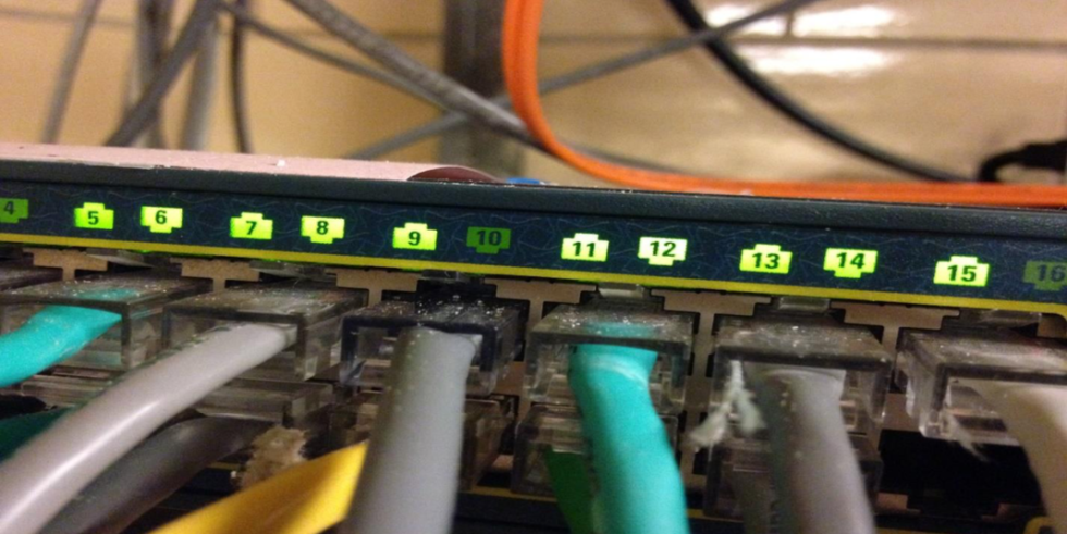 Inmates built computers hidden in ceiling, connected them to prison ...