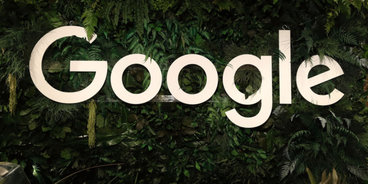 Encore plus de licenciements chez Google : cette fois, il s’agit de coupes « importantes » dans le recrutement