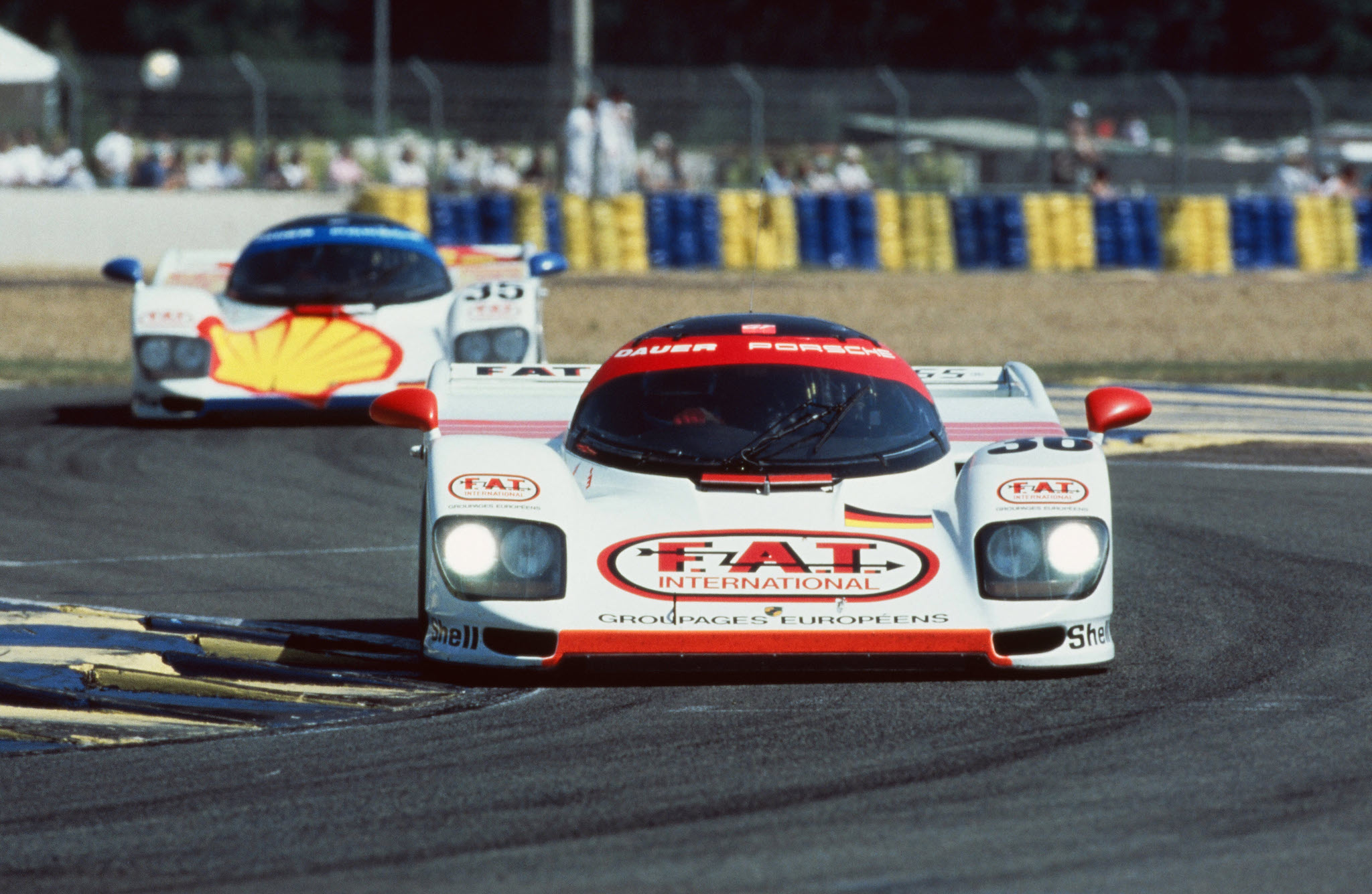 After 3 straight wins, Porsche kills its Le Mans hybrid in