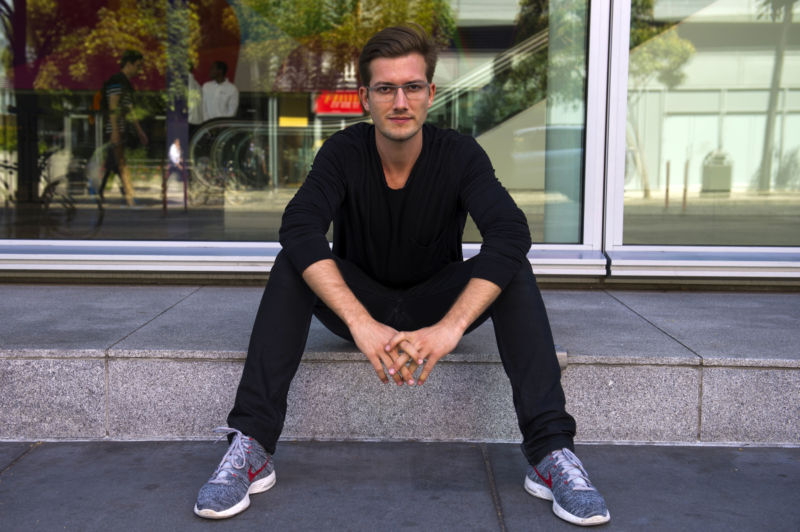 Alexander Ljung, co-founder of SoundCloud, will step aside as CEO.