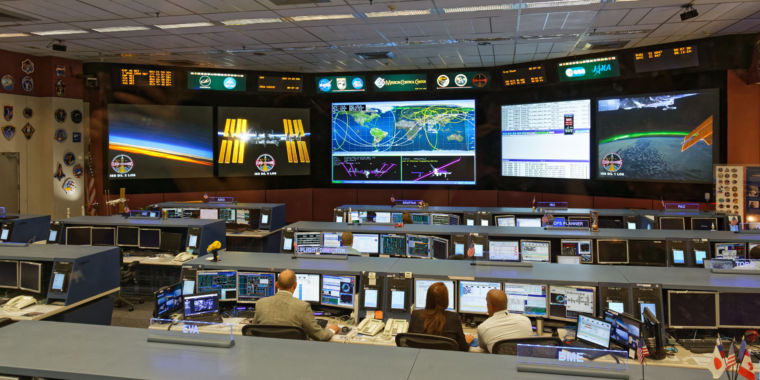 How NASA’s Johnson Space Center is riding out the hurricane | Ars Technica