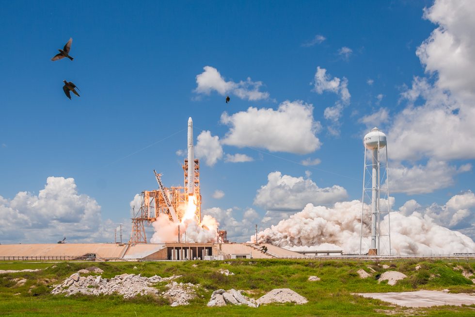 SpaceXCRS12-349-980x653.jpg