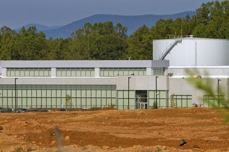 An Apple data center under construction in Maiden, North Carolina, in 2010. 