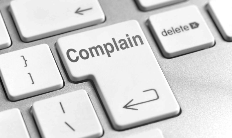 Stop hiding 47,000 net neutrality complaints, advocates tell FCC chair