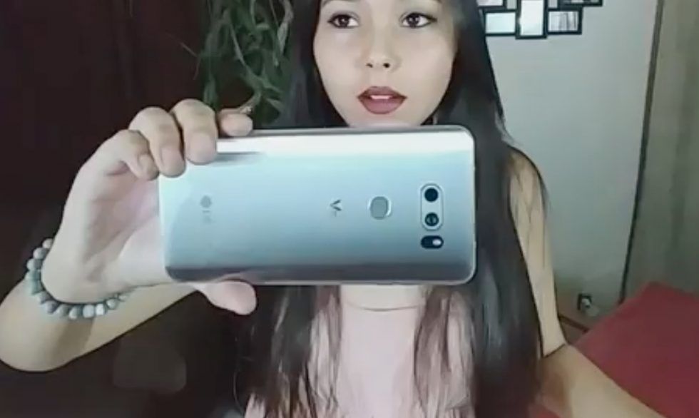 lg-v30-1-980x586-980x586.jpg
