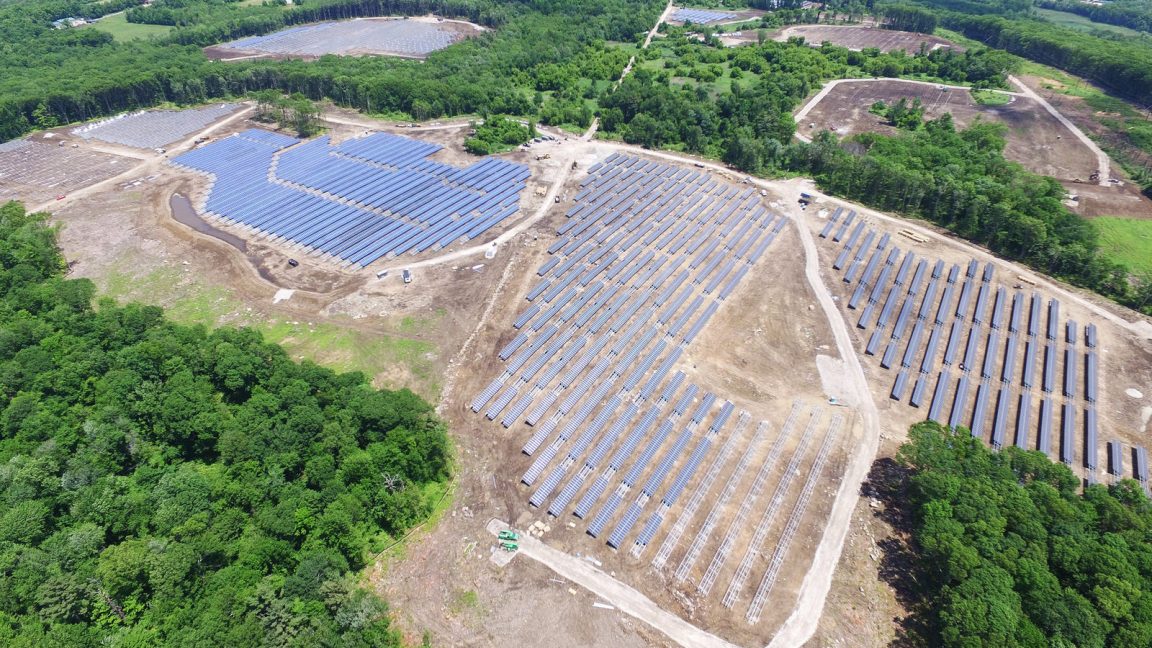 Solar now costs 6¢ per kilowatt-hour, beating government goal by 3 ...