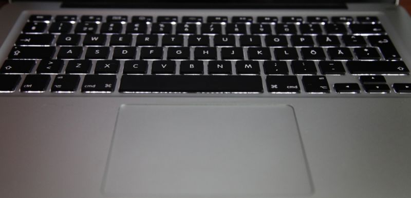 An alarming number of patched Macs remain vulnerable to stealthy firmware hacks