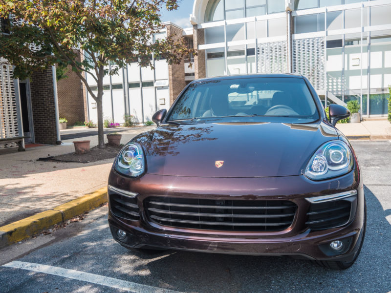 2017 Porsche Cayenne S E Hybrid Not Cheap But You Get A Lot